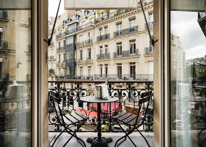 Hotel Vestay Montaigne